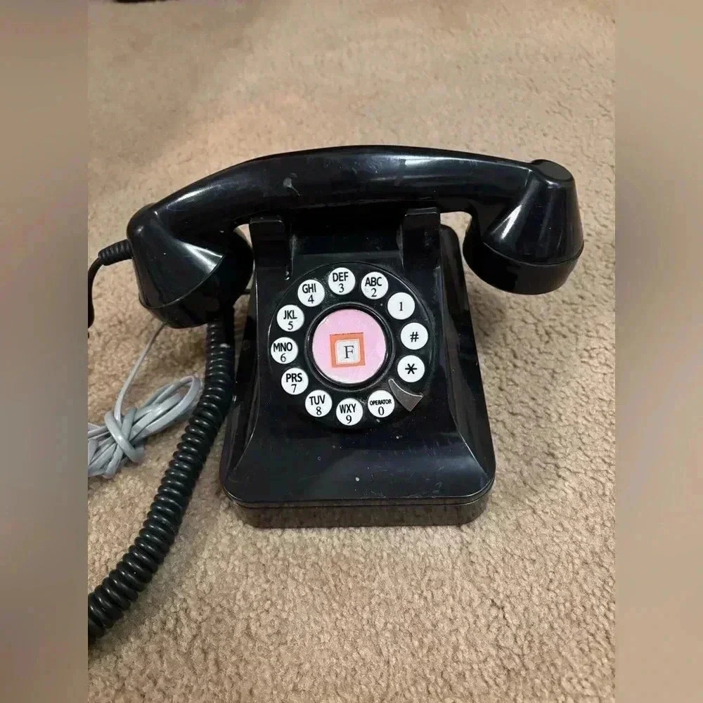 Black 50s Classic Desk Phone